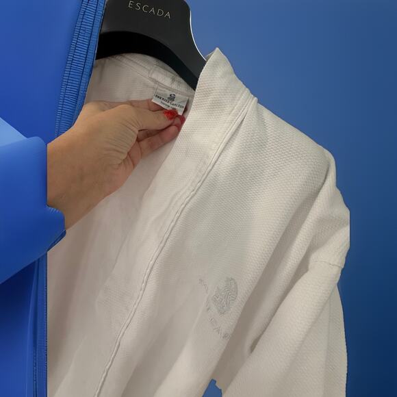 Ritz-Carlton Hotel Cotton Waffle Knit Bath Robe White One Size Luxury Gift Set - Picture 12 of 16